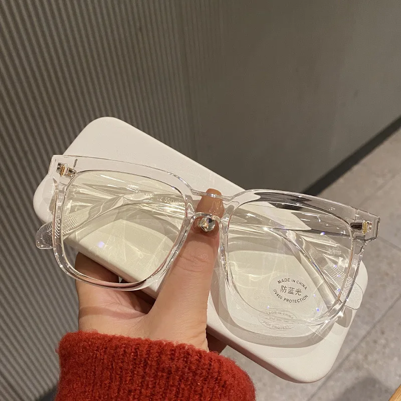 Kwadratowe okulary komputerowe – Blue Light Glasses recenzja i cena